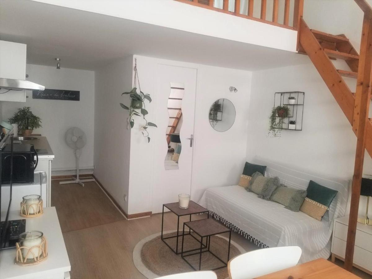 Duplex A La Gare Du Mans Bed & Breakfast Le Mans Bagian luar foto